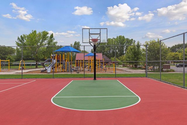 549 Doris Avenue, Shoreview, MN 55126