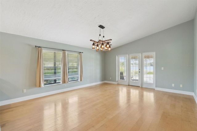 25 LAKEWOOD CAUSEWAY, Winter Haven, FL 33884