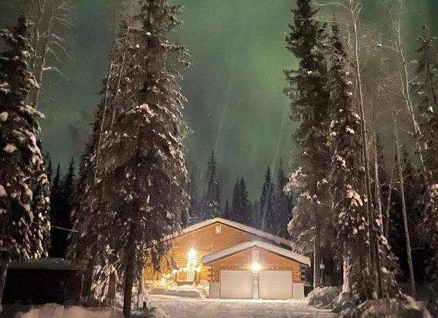 3727 HORUS CT, North Pole, AK 99705