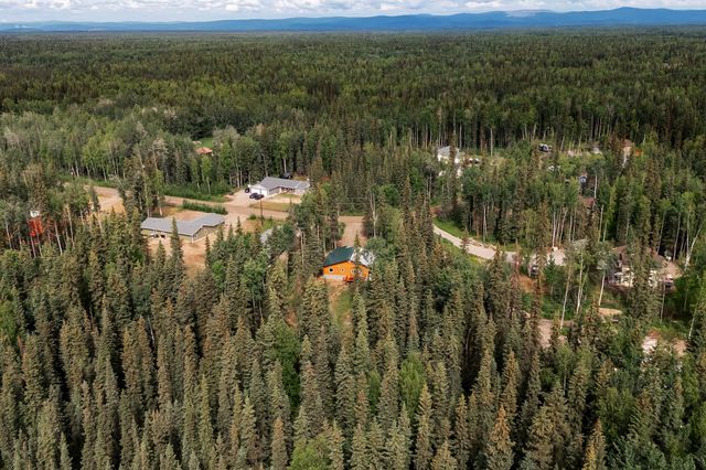 3727 HORUS CT, North Pole, AK 99705