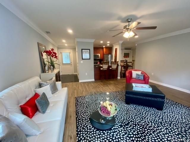 219 Adams Way 219, Sayville, NY 11782