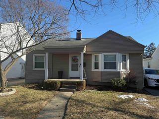 637 S Kenwood Avenue, Royal Oak, MI 48067