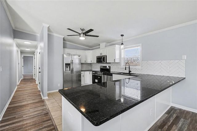 2425 S 55th Street, Kansas City, KS 66106