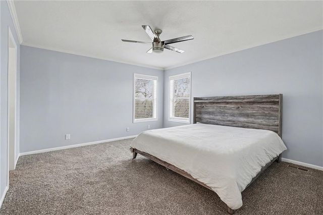 2425 S 55th Street, Kansas City, KS 66106