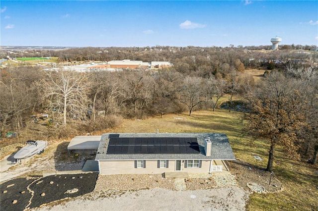 2425 S 55th Street, Kansas City, KS 66106