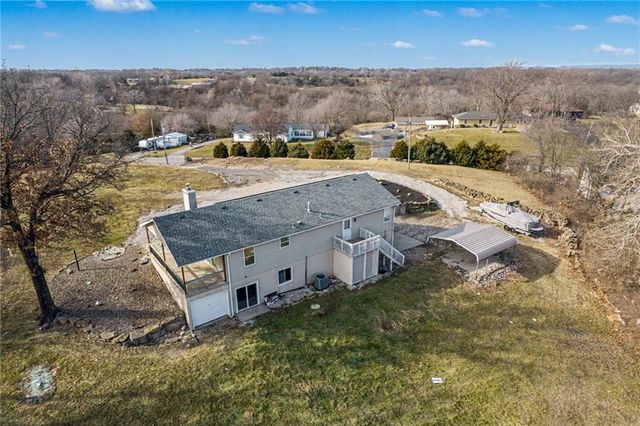 2425 S 55th Street, Kansas City, KS 66106