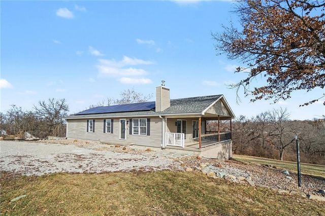 2425 S 55th Street, Kansas City, KS 66106