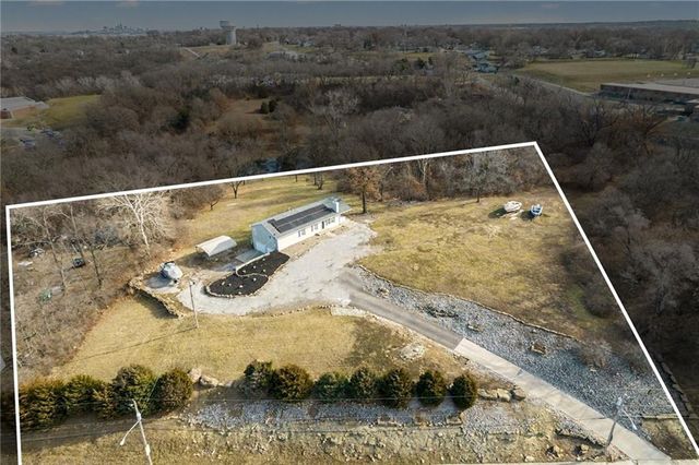 2425 S 55th Street, Kansas City, KS 66106