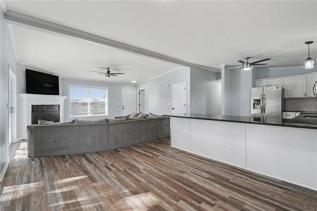 2425 S 55th Street, Kansas City, KS 66106