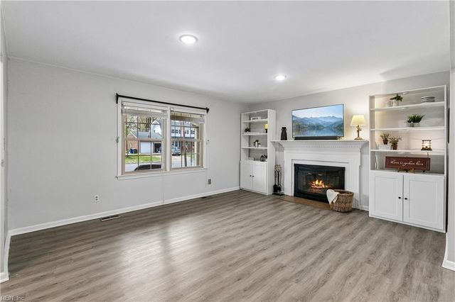 864 Costigan DR, Newport News, VA 23608