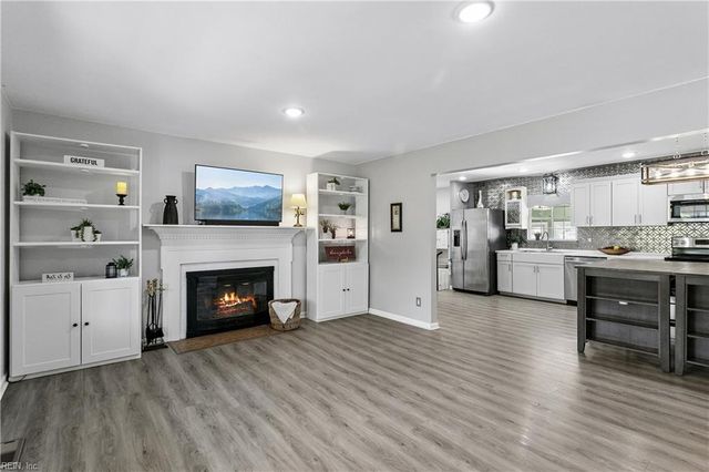 864 Costigan DR, Newport News, VA 23608