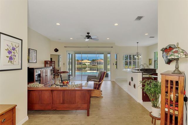 5153 HIGHBURY CIRCLE, Sarasota, FL 34238