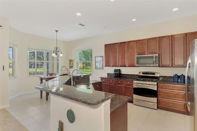 5153 HIGHBURY CIRCLE, Sarasota, FL 34238