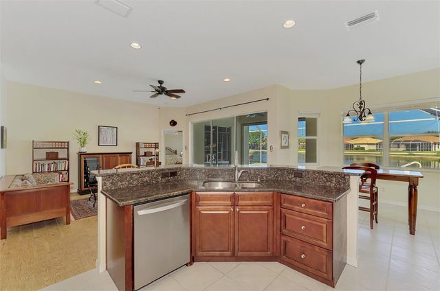 5153 HIGHBURY CIRCLE, Sarasota, FL 34238
