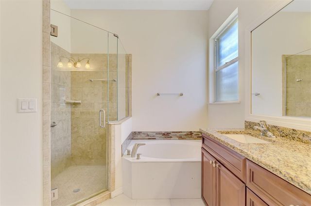 5153 HIGHBURY CIRCLE, Sarasota, FL 34238