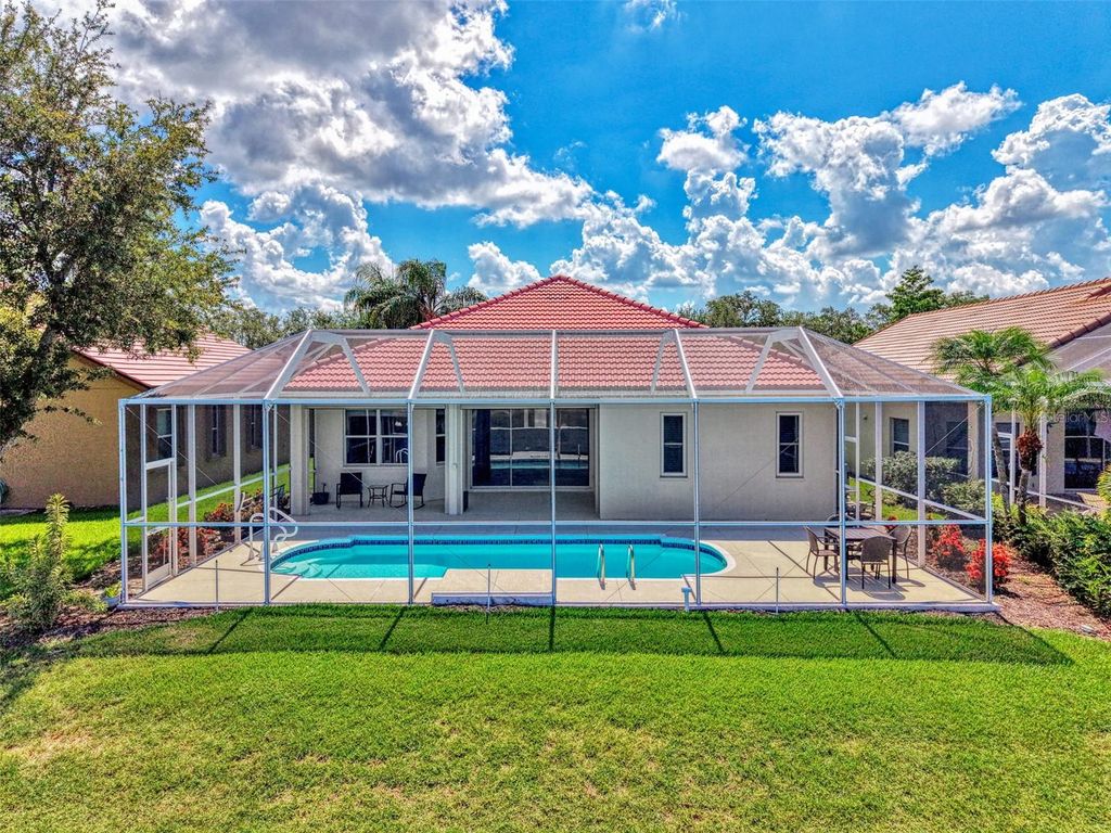 Image 69 of property listing at 5153 HIGHBURY CIRCLE, Sarasota, FL 34238