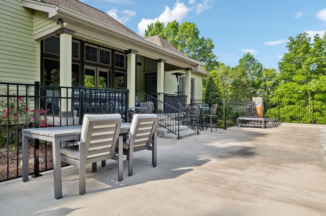 150 Valley Vista Dr, Carthage, TN 37030