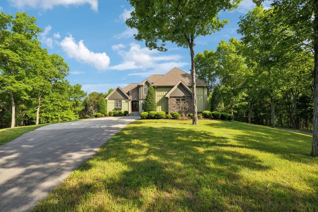 150 Valley Vista Dr, Carthage, TN 37030