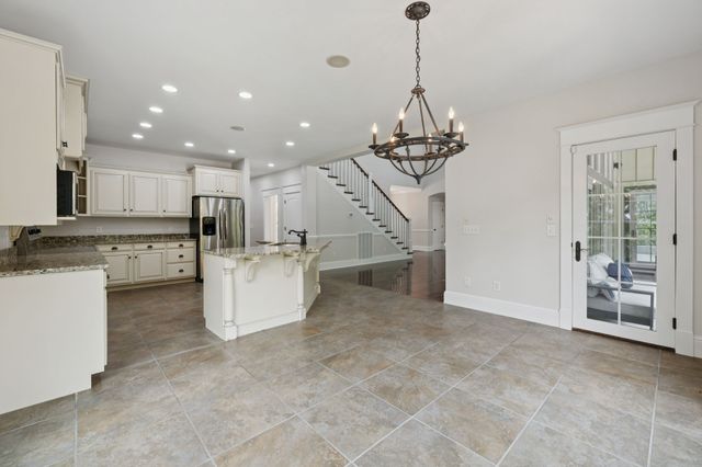 150 Valley Vista Dr, Carthage, TN 37030