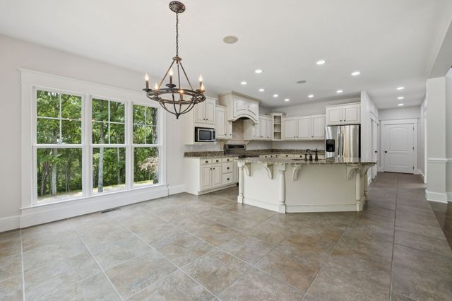 150 Valley Vista Dr, Carthage, TN 37030