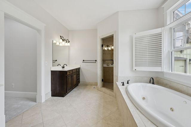 150 Valley Vista Dr, Carthage, TN 37030