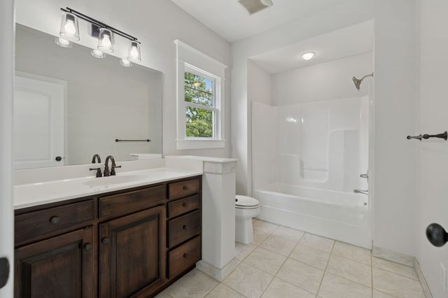 150 Valley Vista Dr, Carthage, TN 37030