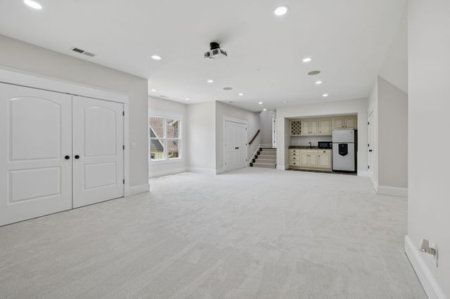 150 Valley Vista Dr, Carthage, TN 37030