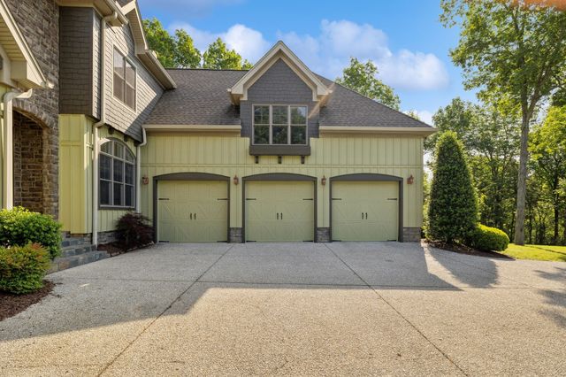 150 Valley Vista Dr, Carthage, TN 37030