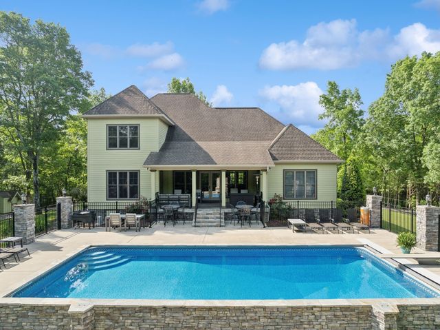 150 Valley Vista Dr, Carthage, TN 37030