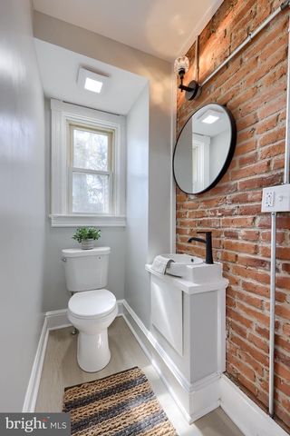 318 E LIBERTY ST, Lancaster, PA 17602