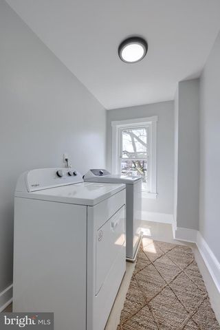 318 E LIBERTY ST, Lancaster, PA 17602