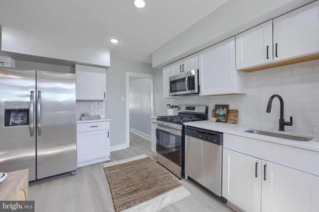 318 E LIBERTY ST, Lancaster, PA 17602