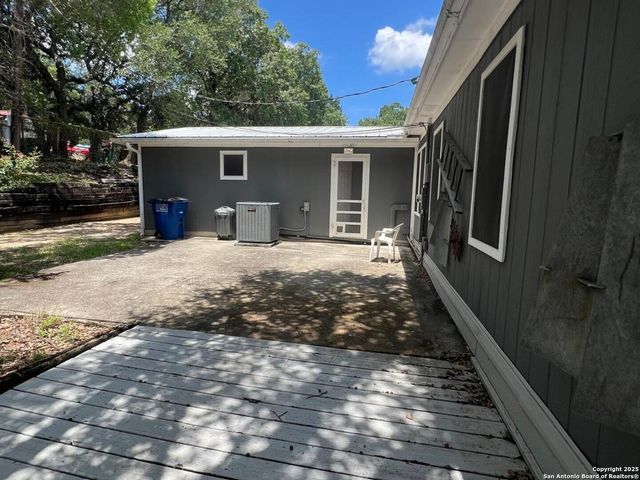 248 Wray Street, Canyon Lake, TX 78133