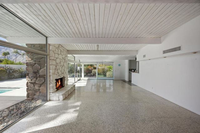 620 N Camino Real, Palm Springs, CA 92262