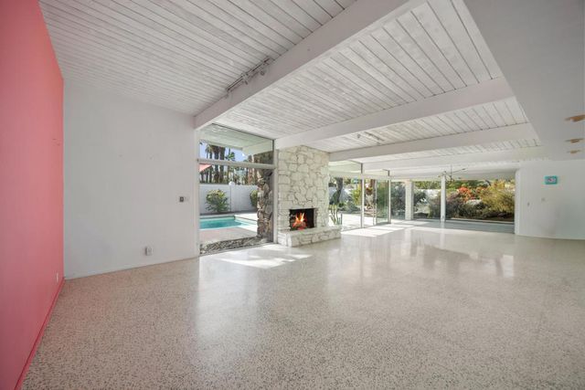 620 N Camino Real, Palm Springs, CA 92262