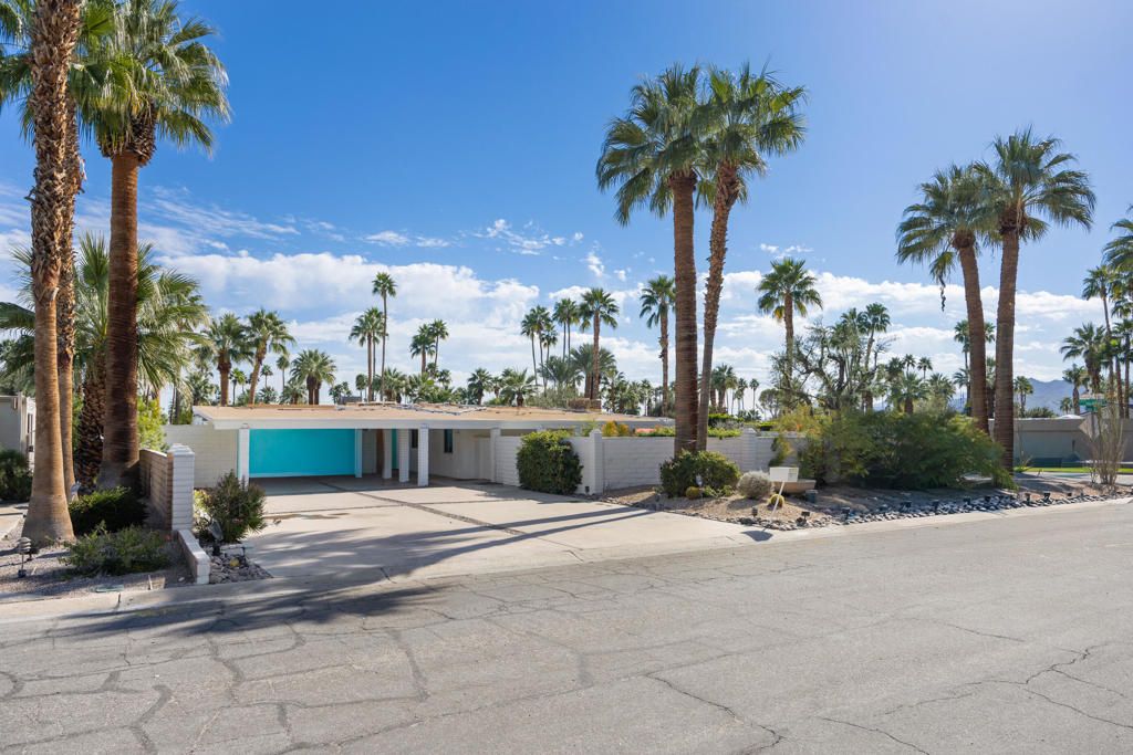 620 N Camino Real, Palm Springs, CA 92262