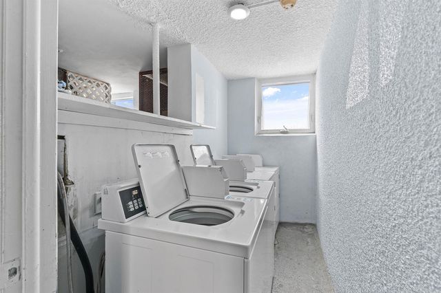 108 Paradise Harbour Boulevard 502, North Palm Beach, FL 33408