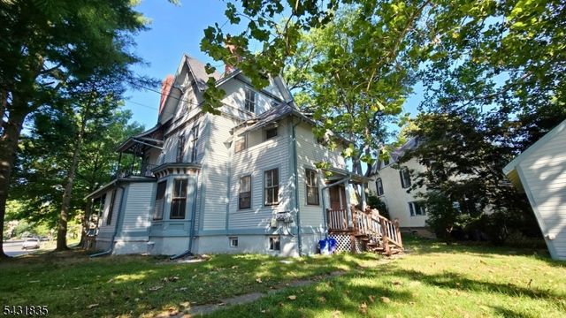113 Park Pl, North Plainfield Boro, NJ 07060