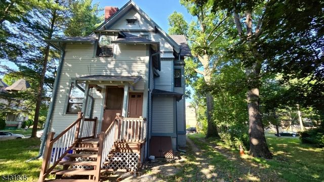 113 Park Pl, North Plainfield Boro, NJ 07060