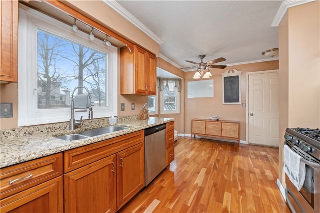 25 Tearose Meadow Lane, Clarkson, NY 14420