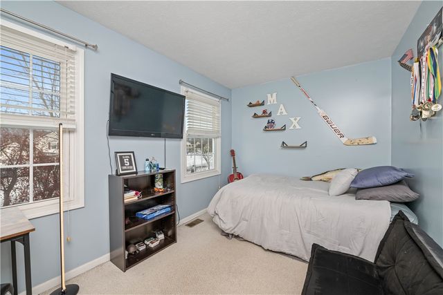 25 Tearose Meadow Lane, Clarkson, NY 14420