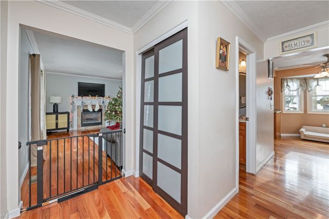 25 Tearose Meadow Lane, Clarkson, NY 14420