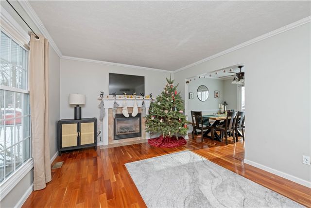 25 Tearose Meadow Lane, Clarkson, NY 14420