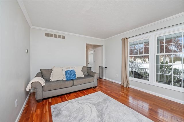 25 Tearose Meadow Lane, Clarkson, NY 14420