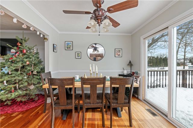 25 Tearose Meadow Lane, Clarkson, NY 14420