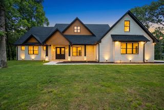 543 County Road 6305, Mineola, TX 75773