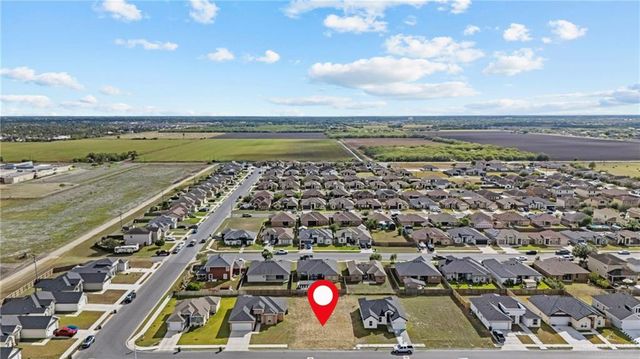 8709 Swan Lake Drive, Harlingen, TX 78552