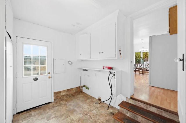 2425 Alameda De Las Pulgas, San Mateo, CA 94403