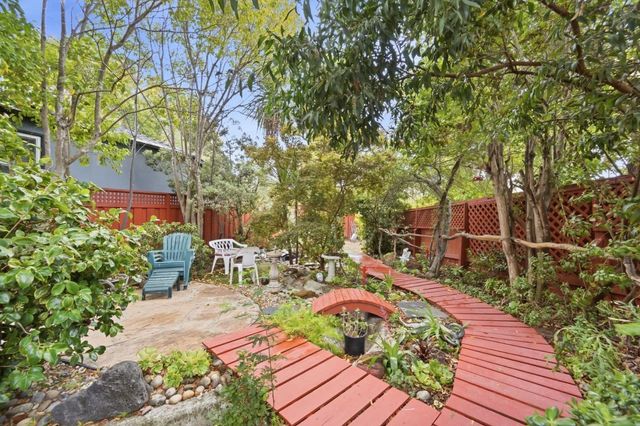 2425 Alameda De Las Pulgas, San Mateo, CA 94403