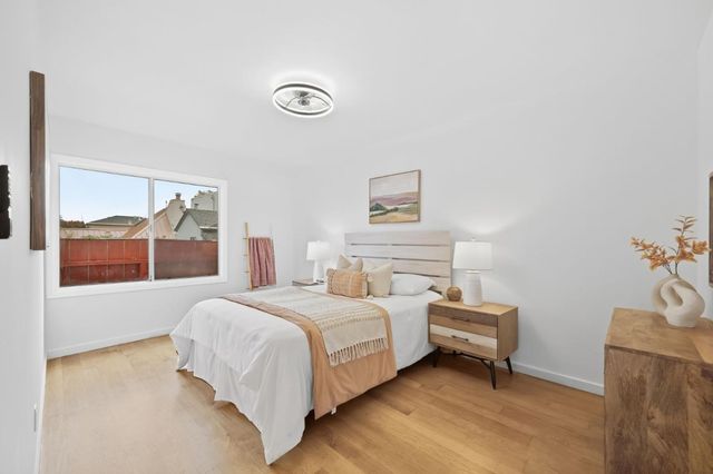 2425 Alameda De Las Pulgas, San Mateo, CA 94403